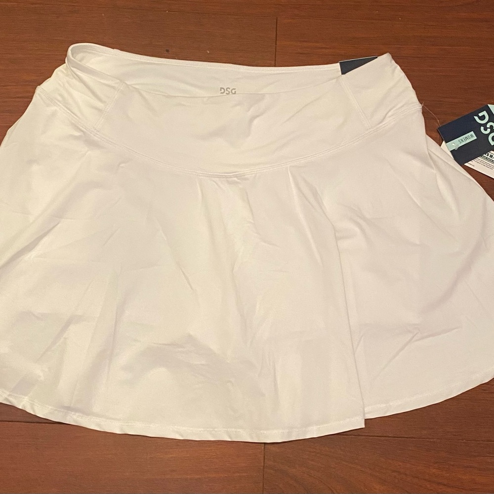 DSG Women's White Skirt
